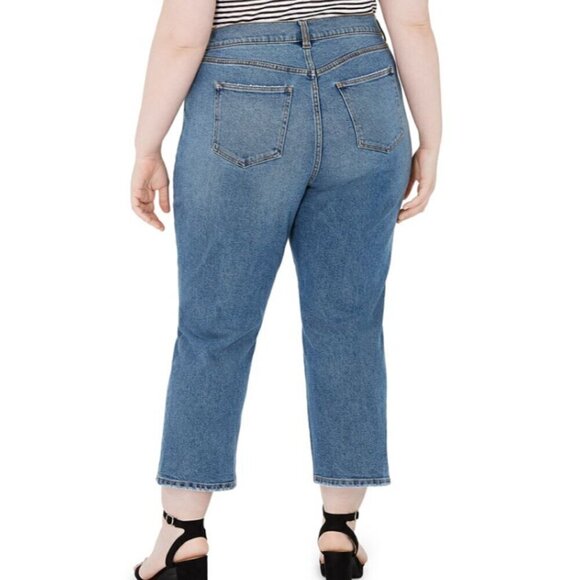 Celebrity Pink Trendy Plus Size 24 Hi-Rise Relaxed Straight Jeans The Retro NWT - Picture 2 of 10